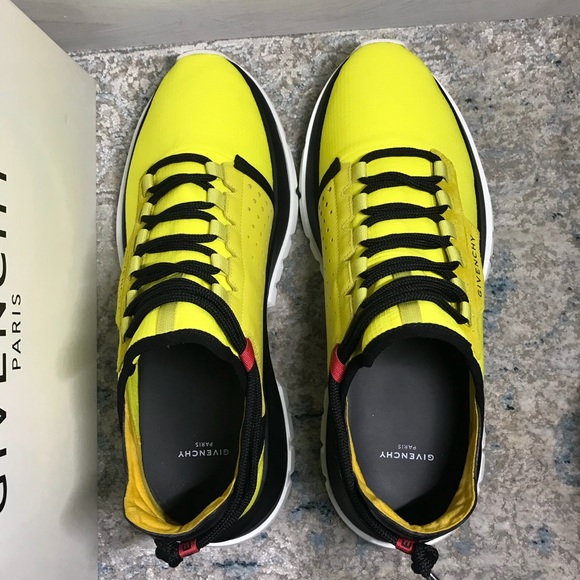 GIVENCHY Specture Runner Low Yellow Sneakers, Size 43 -US 10, Authentic, New - Picture 5 of 10